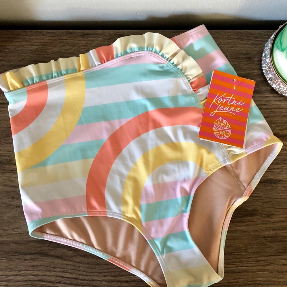 KJ Cascade Bottoms.